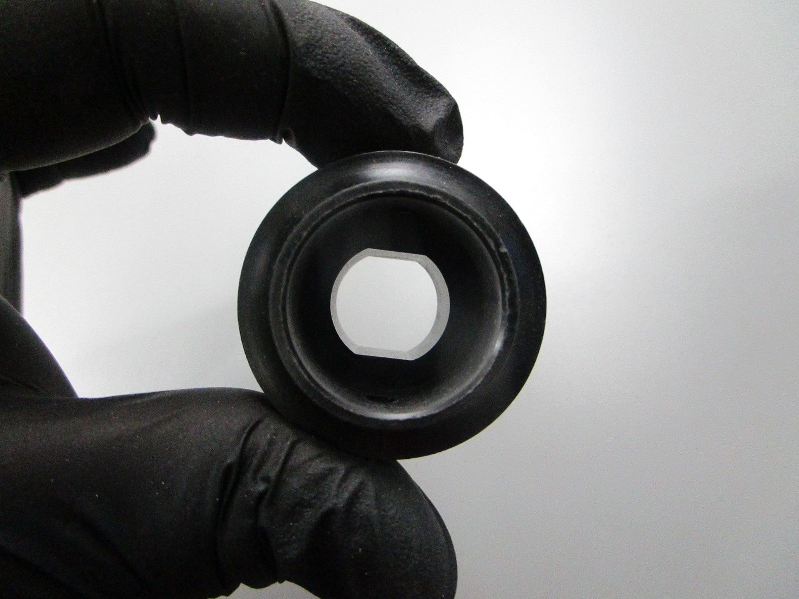 *NEW OEM* 0810 OMC Johnson Evinrude Pinion 328229 0328229