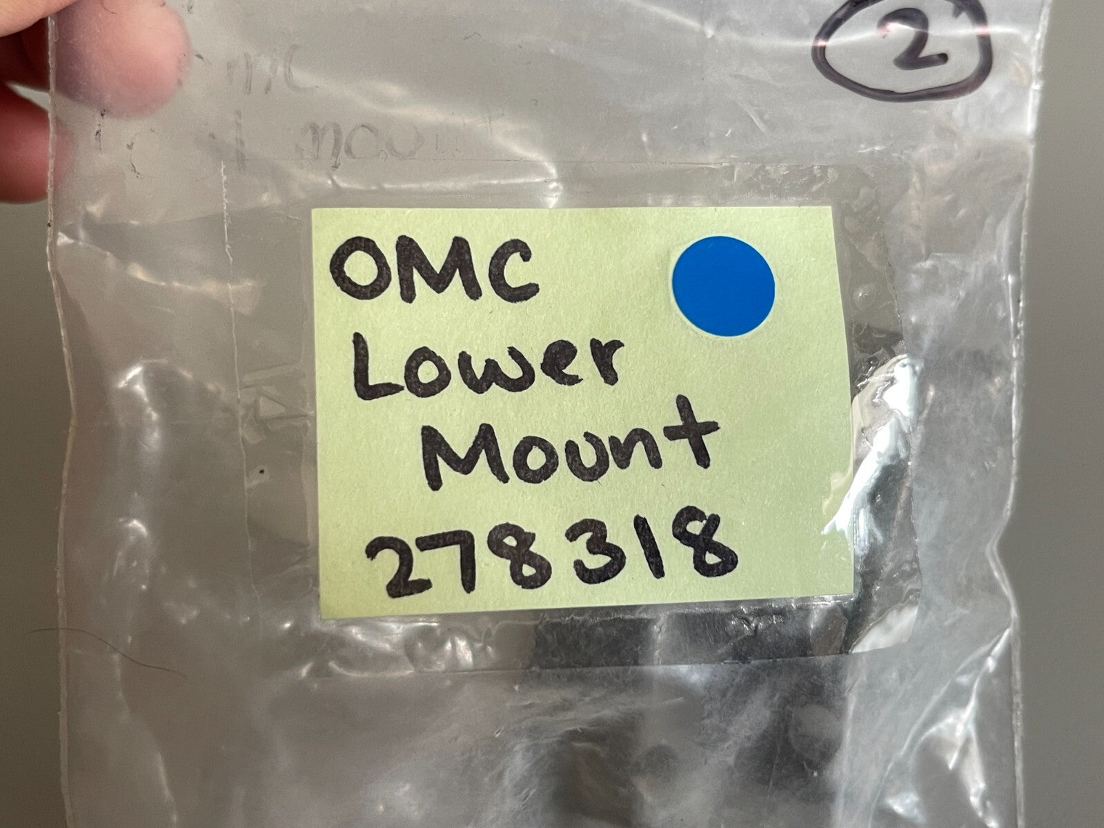 *NEW OEM* 0810 OMC Johnson Evinrude Lower Mount 278318 0278318