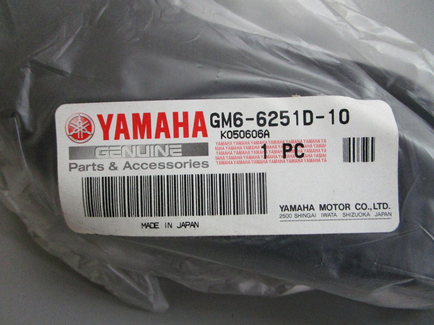 *NEW OEM* 0820 Yamaha Stern Gunwale 1 GM6-6251D-10-00