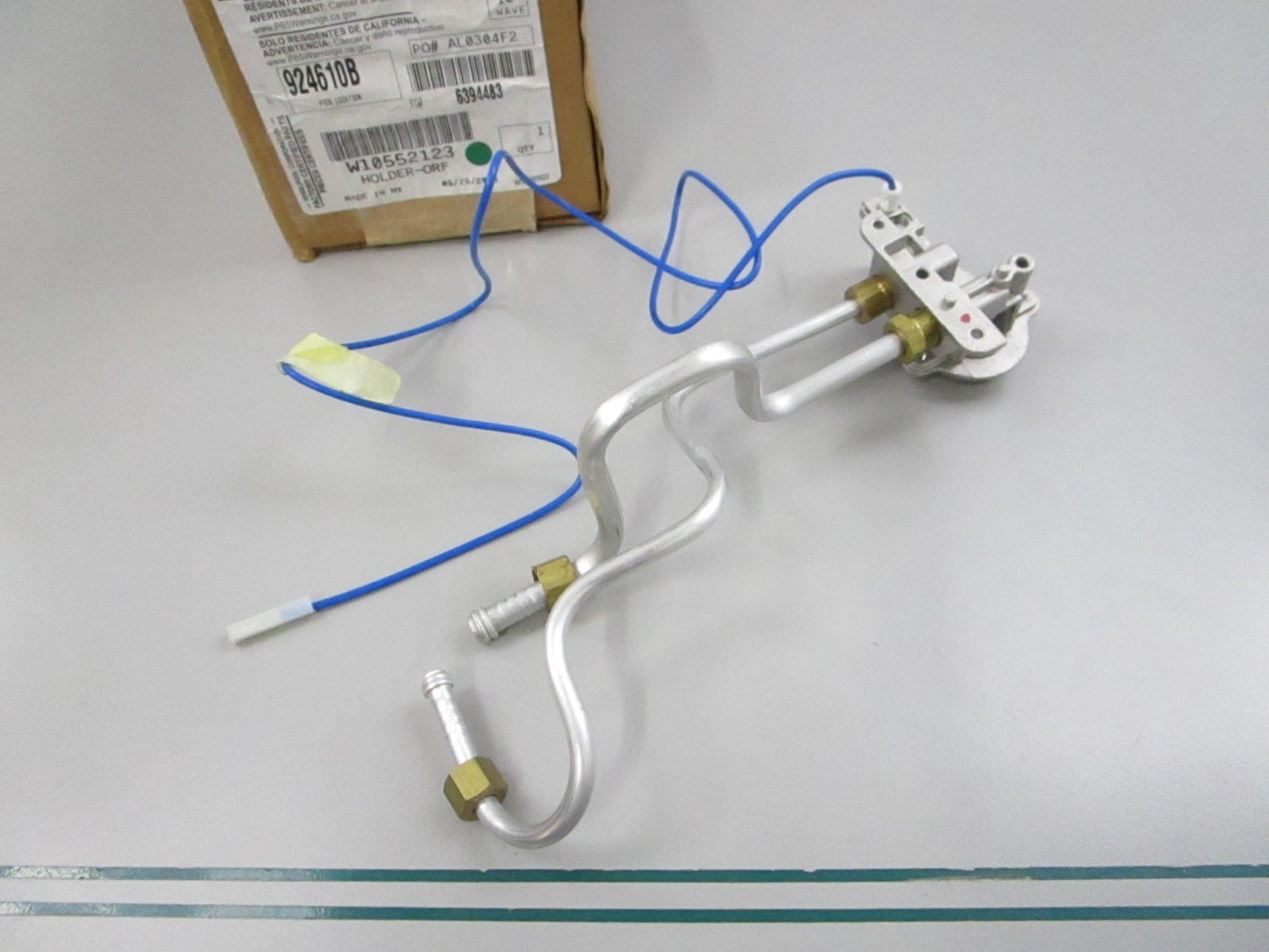 NEW OEM W10552123 Whirlpool Orifice Holder 0810