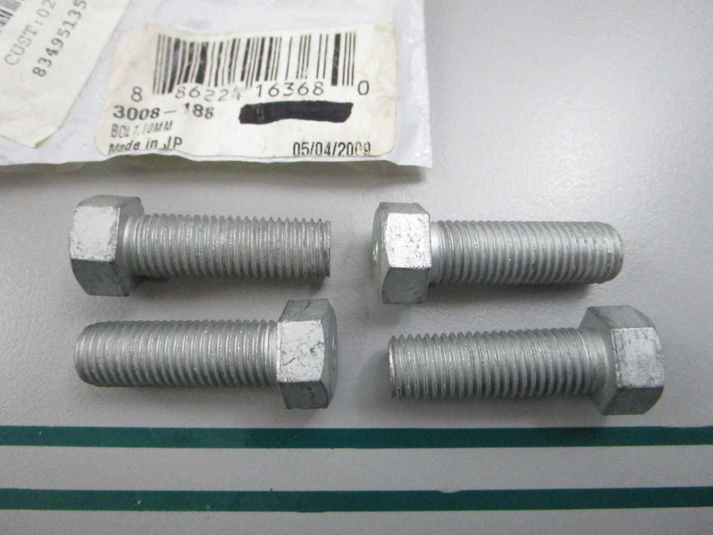 NEW OEM (LOT OF 4) 3008-188 Arctic Cat Bolt 0810