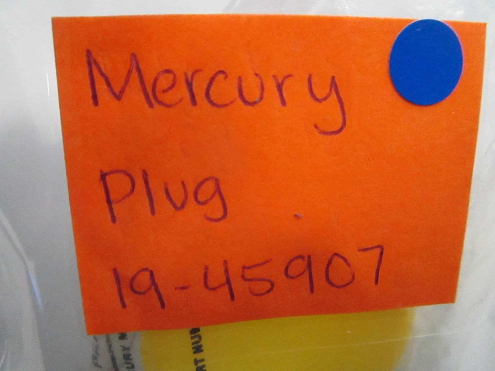 *NEW OEM* 0810 Mercury Quicksilver Plug 19-45907