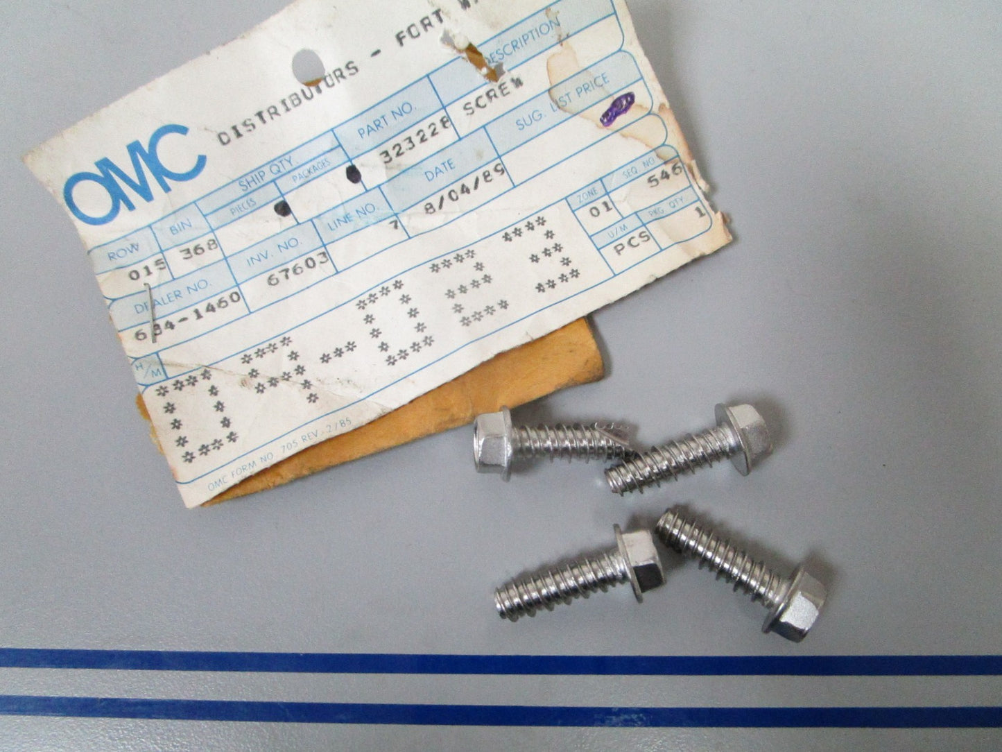 NEW OEM (LOT OF 4) 323228 0323228 OMC Johnson Evinrude Screw 0810