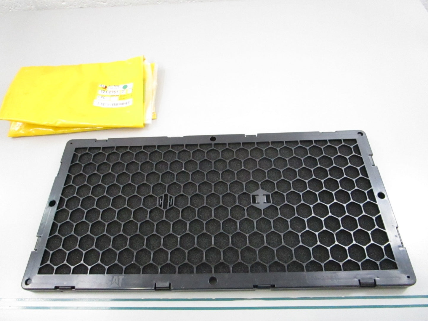 CAT Caterpillar NEW OEM Cabin Air Filter 121-2761 D3K D4K Motor Grader 0810