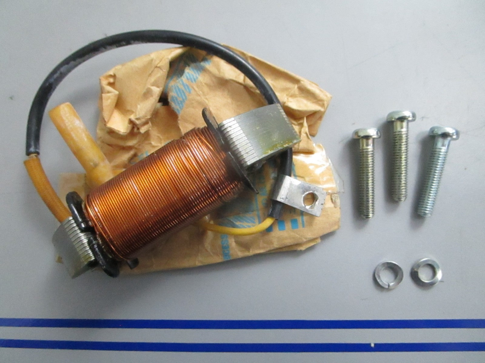 *NEW OEM* 0820 Suzuki Charging Coil 32200-98301