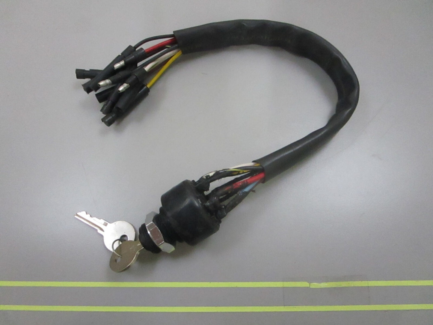 *NEW OEM* 0810 Mercury Quicksilver Key & Choke Assembly 87-88107A3