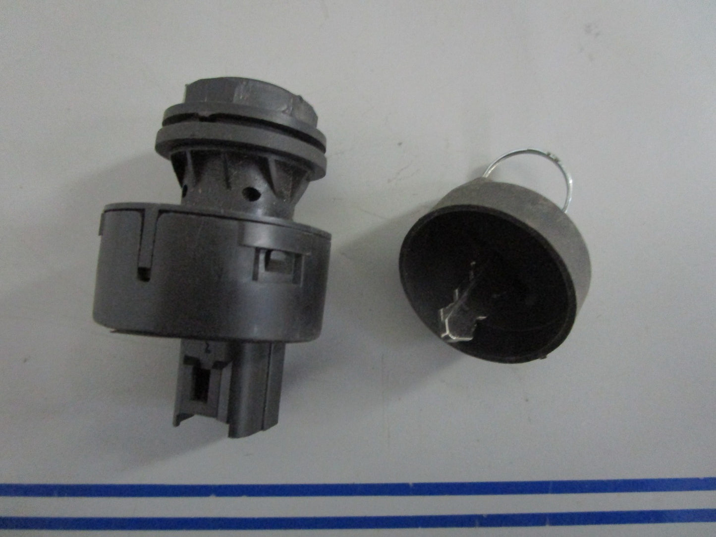 NEW OEM JU2-H2510-10-00 Yamaha Main Ignition Switch 0820