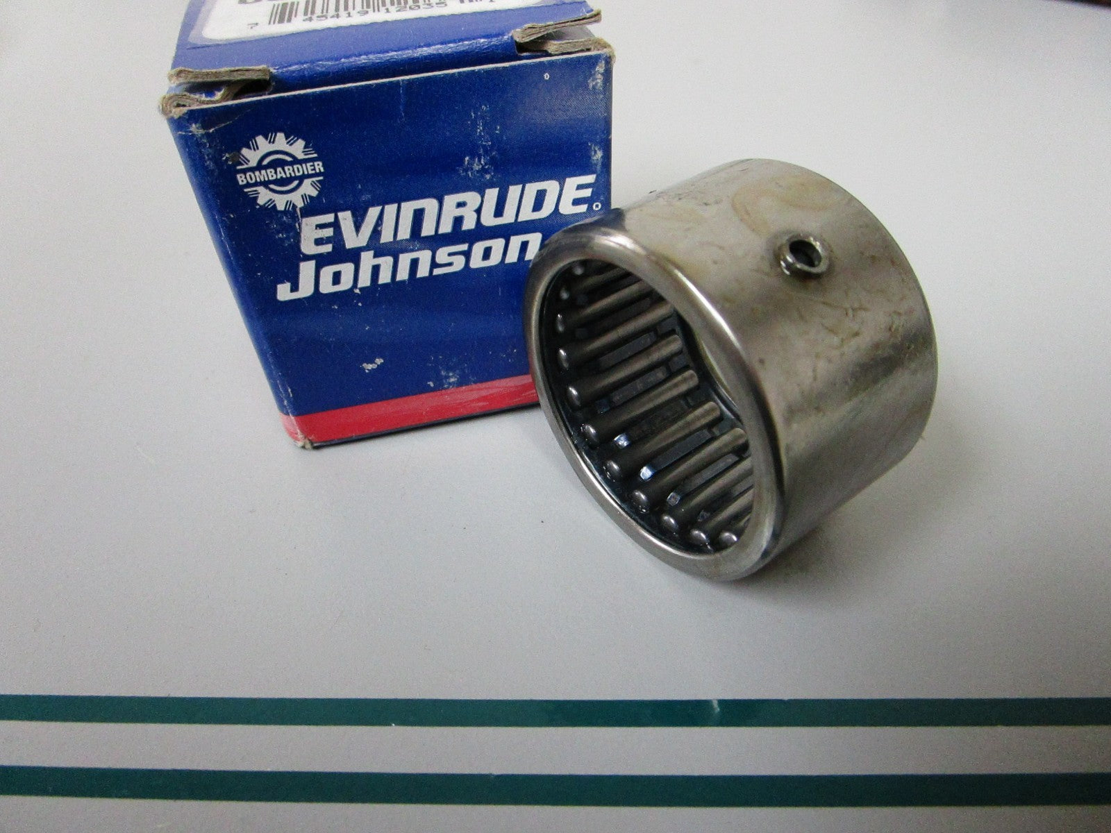 NEW OEM 393896 0393896 OMC Johnson Evinrude Bearing Assembly 0810