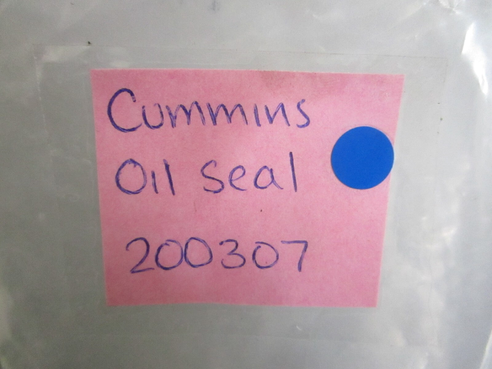 *NEW OEM* 0820 Cummins Oil Seal 200307