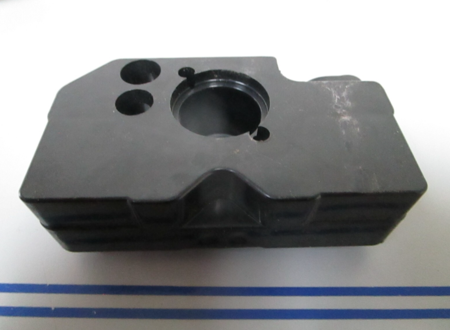 *NEW OEM* 0810 Volvo Penta Relay Housing 839331