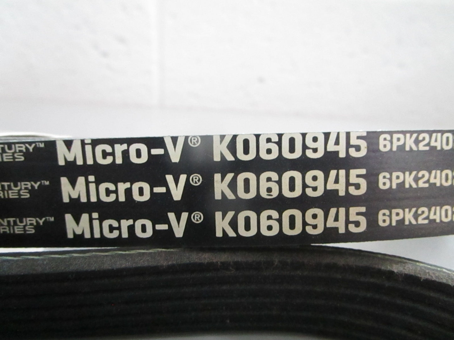 NEW K060905 Gates Century Series Micro-V Serpentine Belt 0820