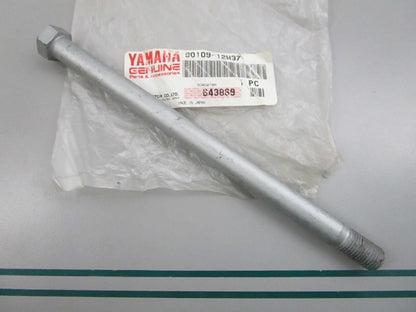 NEW OEM 90109-12M37-00 Yamaha Bolt 0810