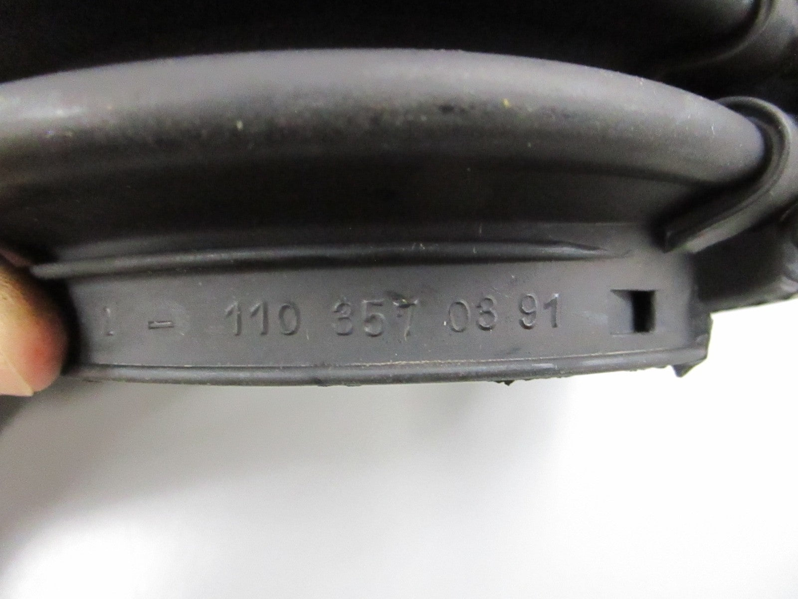NEW OEM 1103570391 Mercedes-Benz Boot 0810