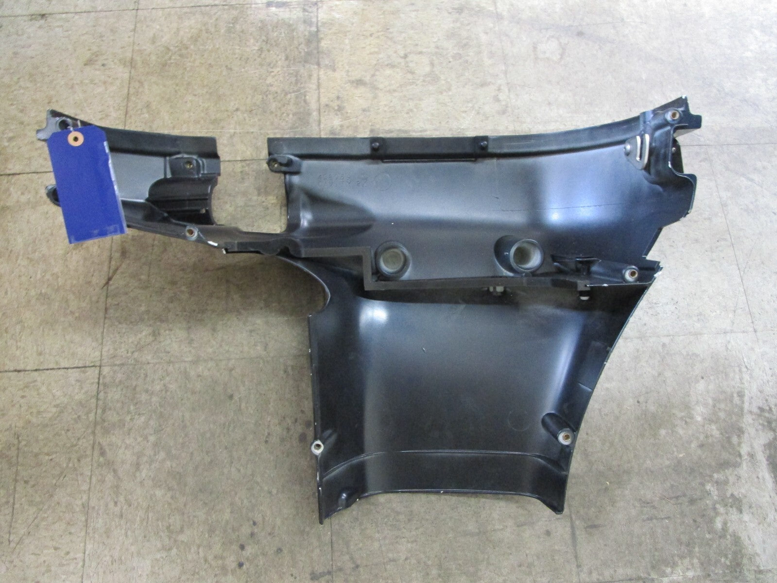 *NEW OEM* 0820 OMC Johnson Evinrude STBD Lower Engine Cowling Cover 438488