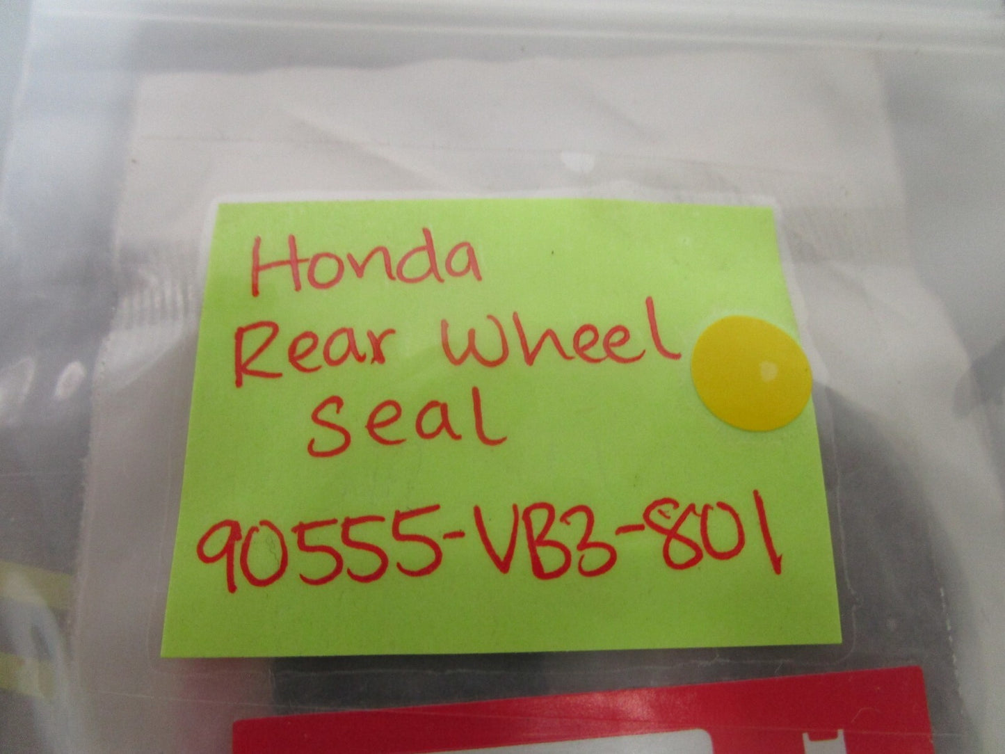 *NEW OEM* 0810 Honda Rear Wheel Seal 90555-VB3-801