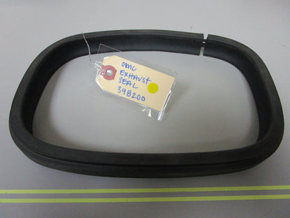 *NEW OEM* 0810 OMC Johnson Evinrude Exhaust Seal 398200 0398200