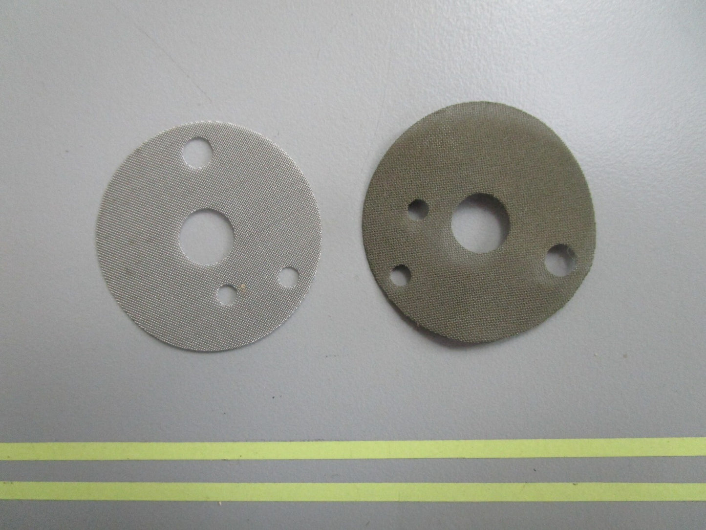 *NEW OEM* (LOT OF 2) 0810 OMC Johnson Evinrude Screen 311198 0311198