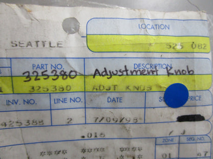 *NEW OEM* 0810 OMC Johnson Evinrude Adjustment Knob 325380 0325380