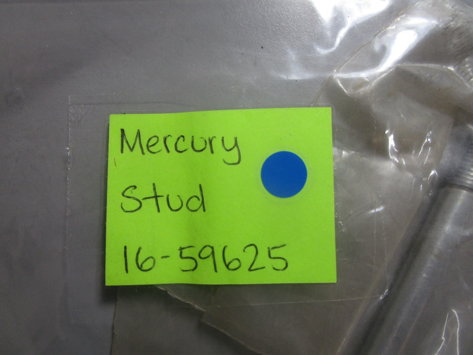 *NEW OEM* 0810 Mercury Quicksilver Stud 16-59625