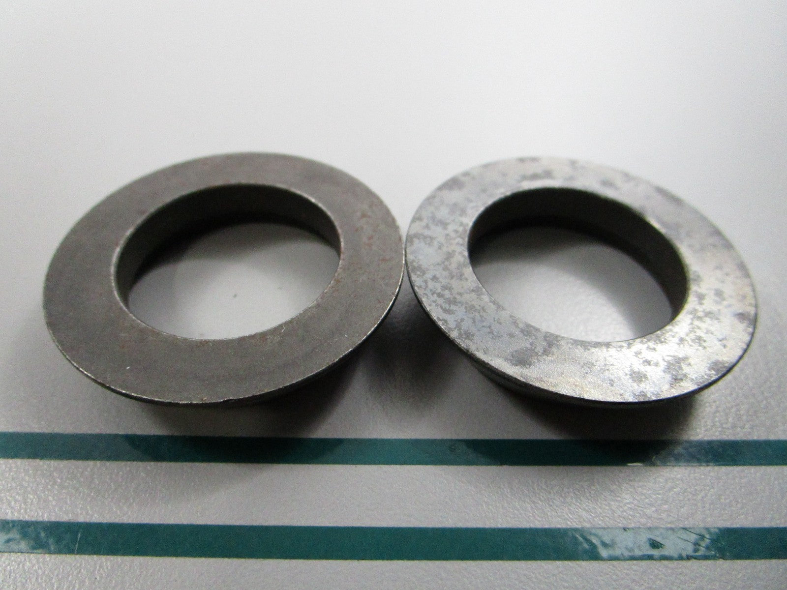 NEW OEM (LOT OF 2) 23-86770 Mercury Quicksilver Collar 0810
