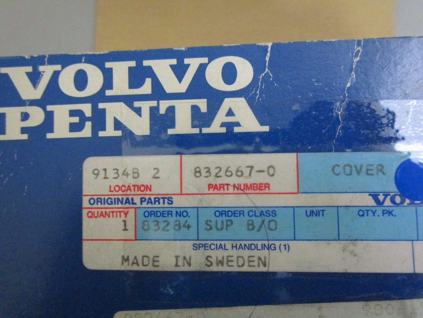 *NEW OEM* 0820 Volvo Penta Cover 832667