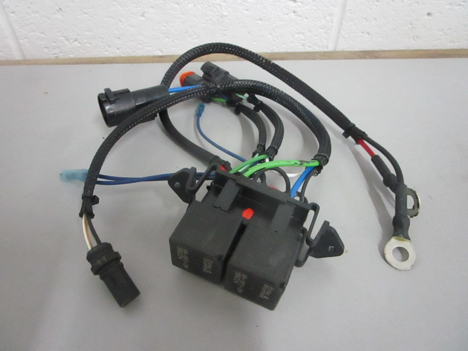 *NEW OEM* 0820 OMC Johnson Evinrude Relay & Cable Ay 586228 0586228