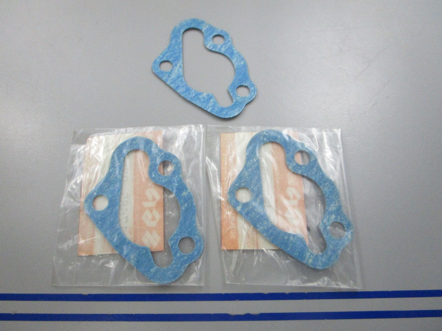 NEW OEM (LOT OF 3) 17685-93060 Suzuki Thermostat Gasket 0810