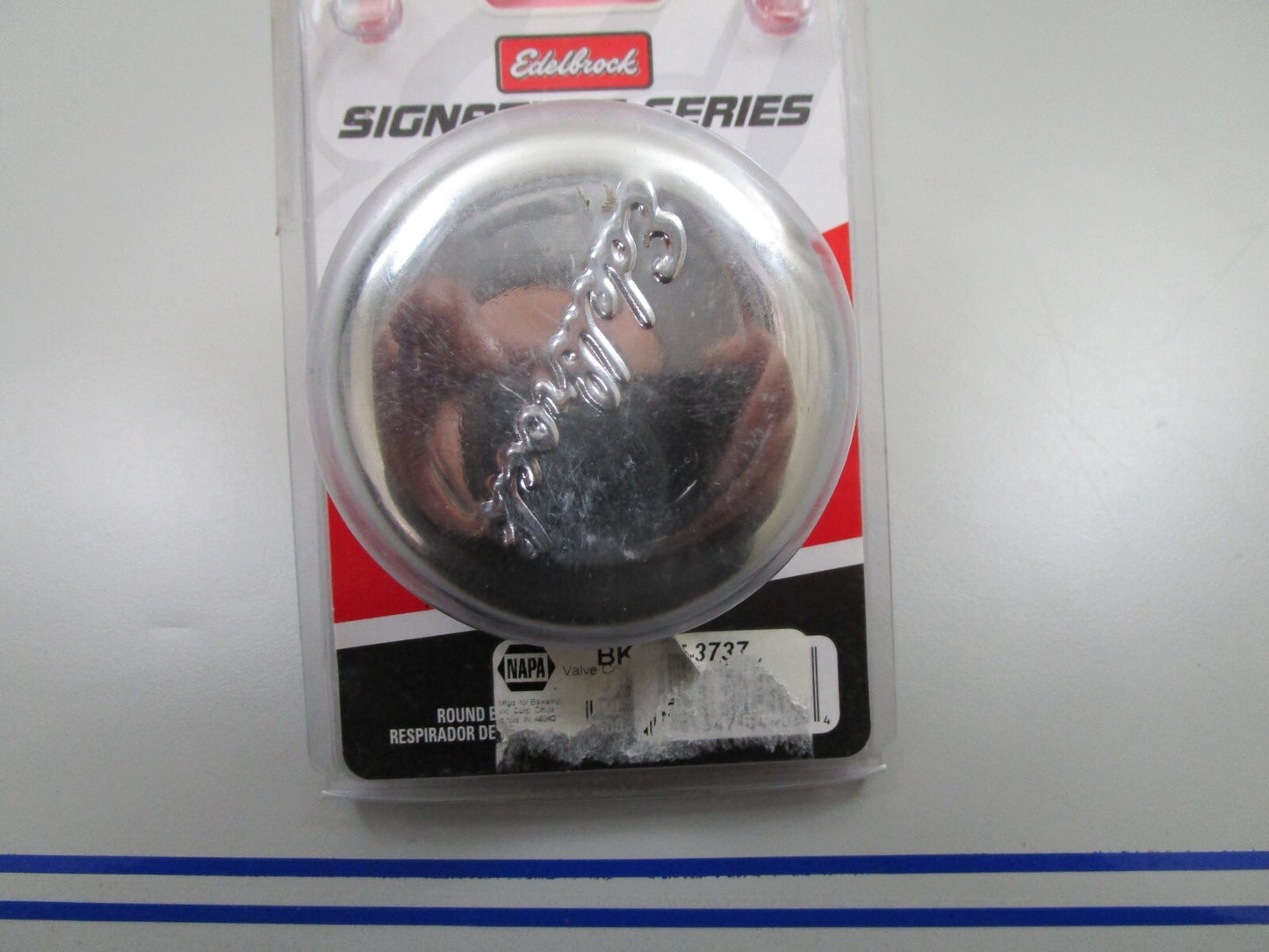 *NEW* 0810 Edelbrock Valve Cover Breathers Hi-Perf 4405