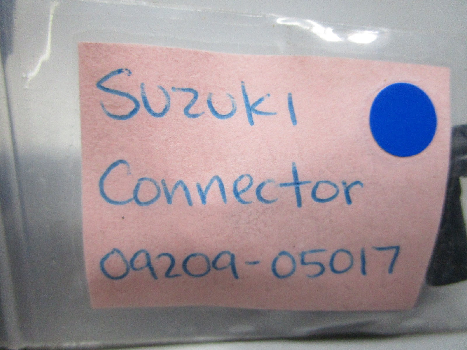 *NEW OEM* (LOT OF 3) 0810 Suzuki Connector 09209-05017