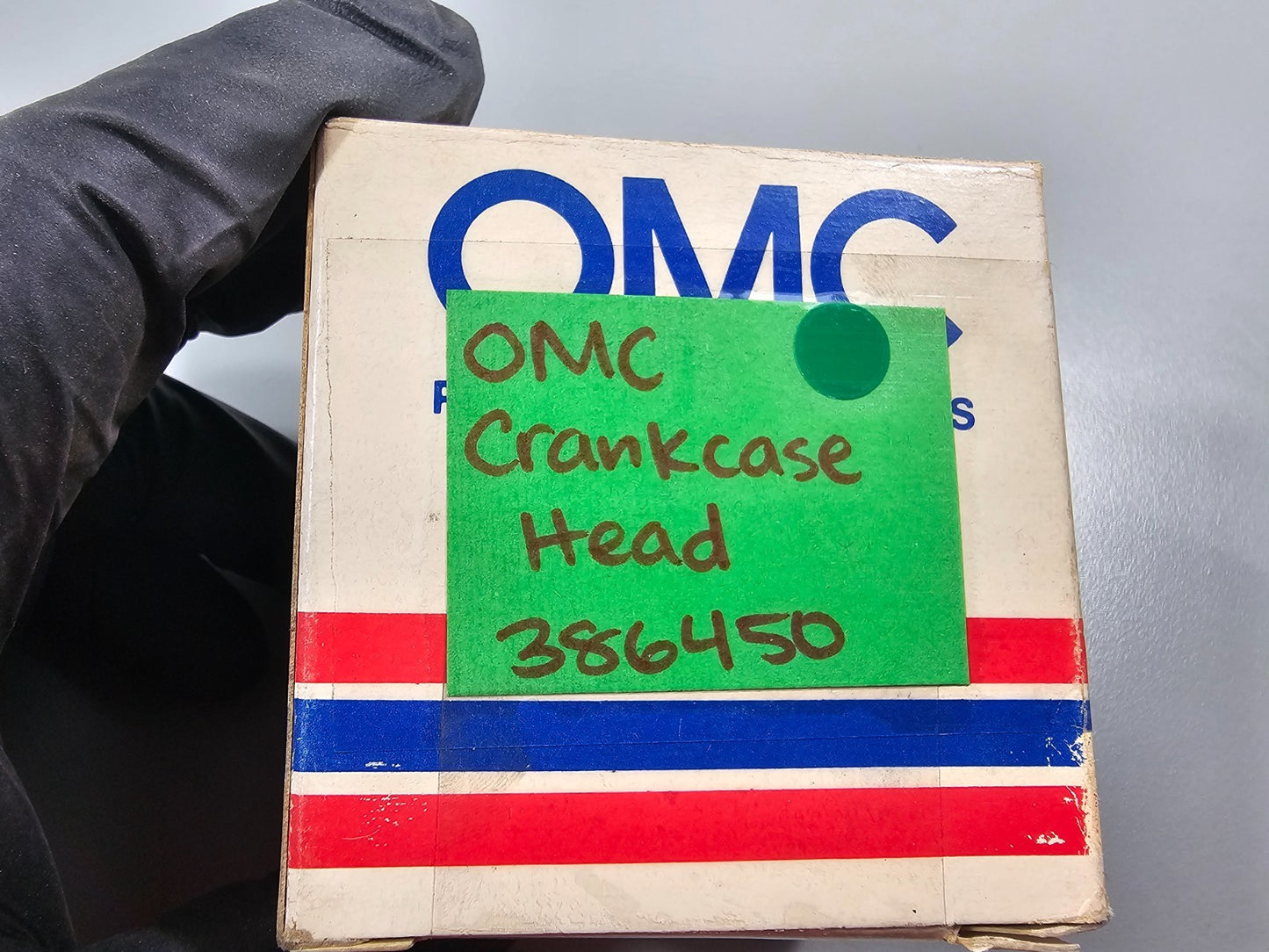 NEW OEM 386450 0386450 OMC Johnson Evinrude Crankhead Case 0810