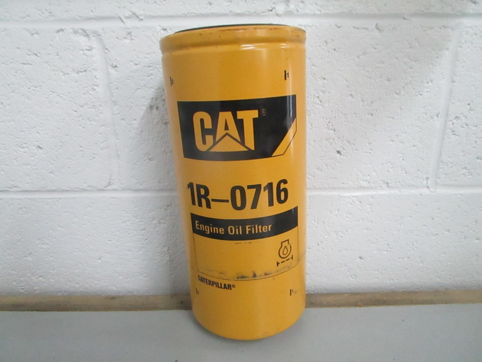 *NEW OEM* 0820 CAT Engine Oil Filter 1R-0716