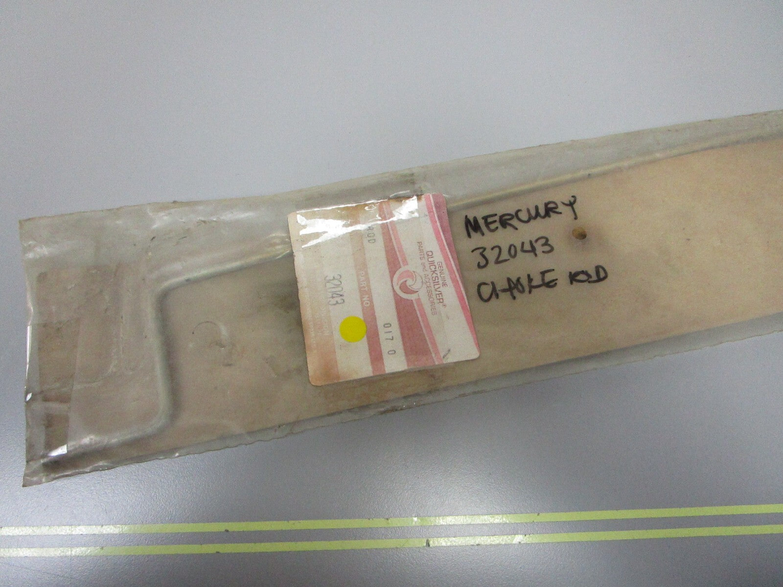 *NEW OEM* 0720 Mercury Quicksilver Rod 32043