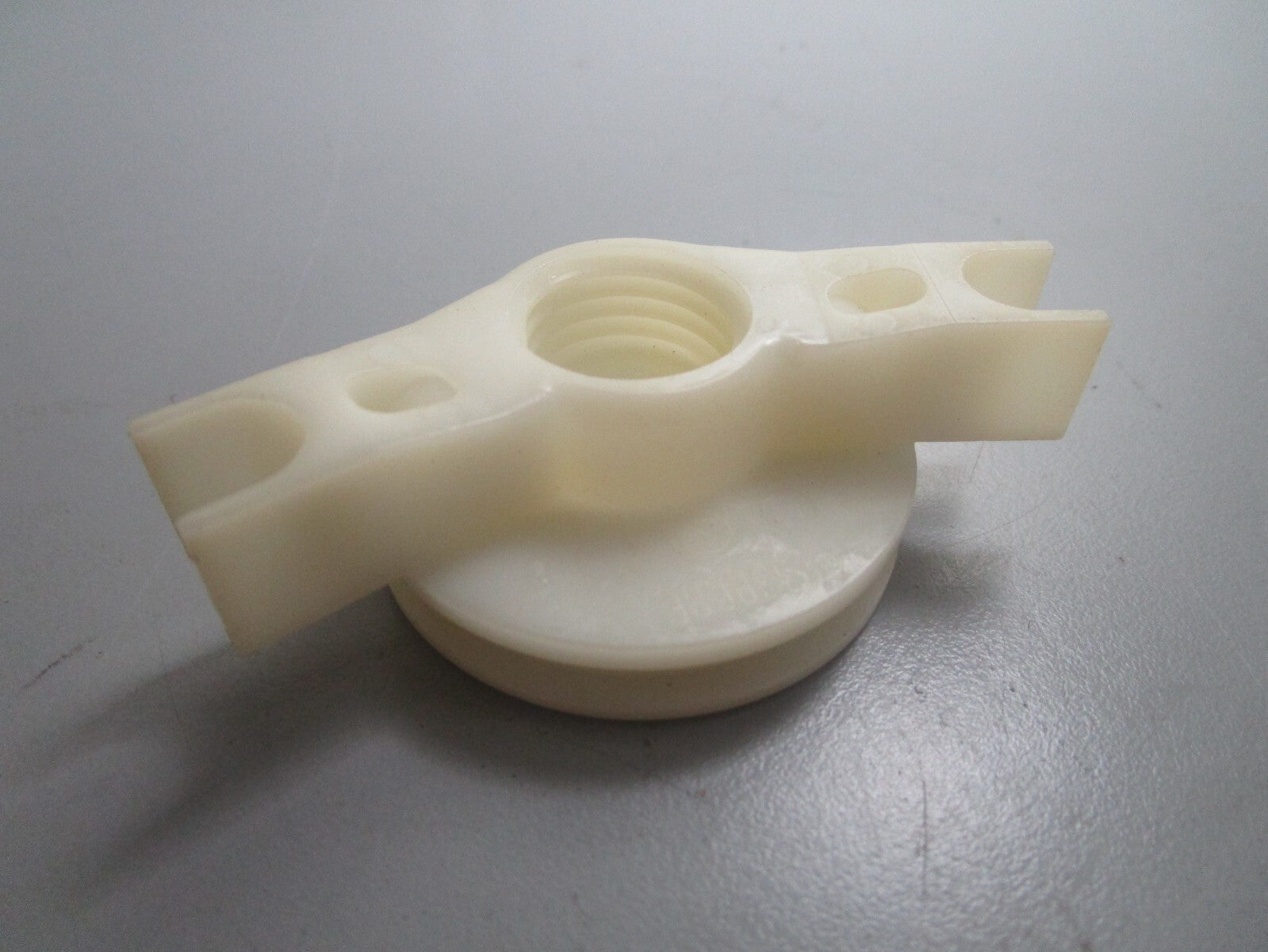 *NEW OEM* 0720 OMC Johnson Evinrude Cover 338686 0338686