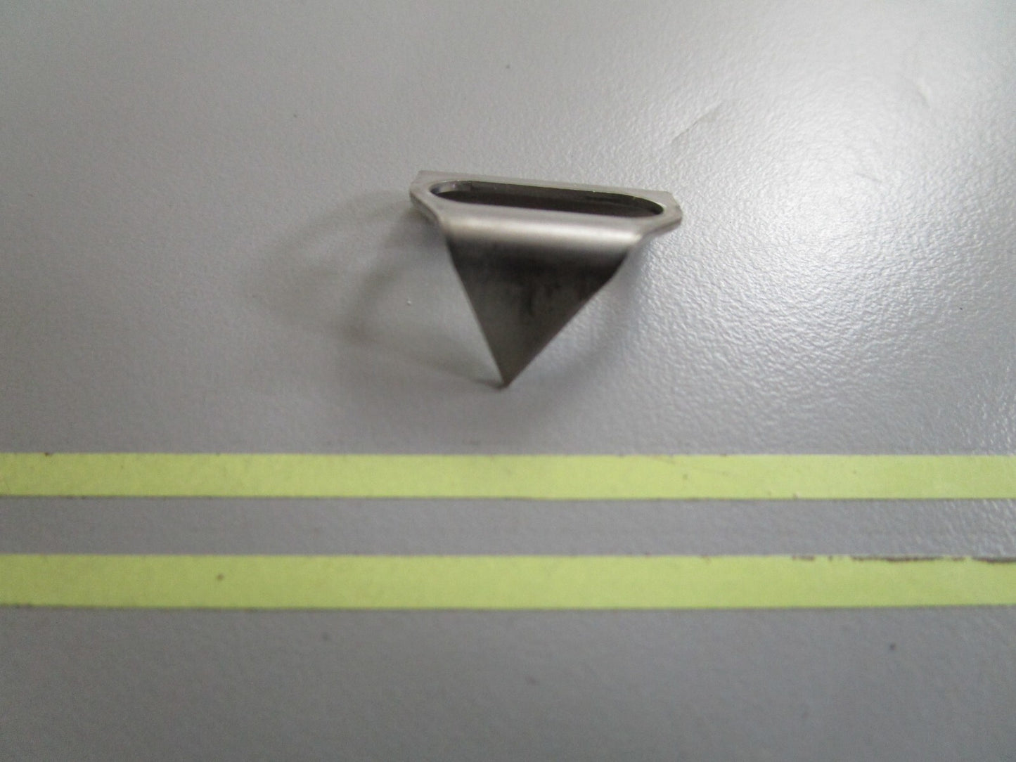 *NEW OEM* 0810 OMC Johnson Evinrude Timing Pointer 330115 0330115