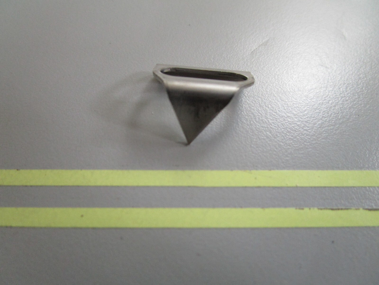 *NEW OEM* 0810 OMC Johnson Evinrude Timing Pointer 330115 0330115