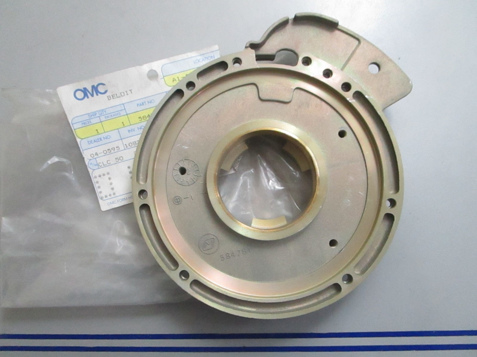 *NEW OEM* 0820 OMC Johnson Evinrude Plate & Sleeve Ay 584781 0584781