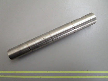 *NEW OEM* 0820 Volvo Penta Shaft 835879