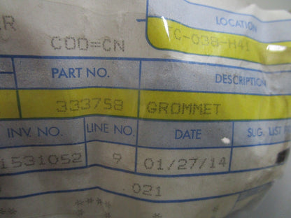 *NEW OEM* (LOT OF 2) 0810 OMC Johnson Evinrude Grommet 333756 0333756