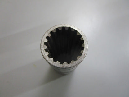 *NEW OEM* 0820 Volvo Penta 17 Splined Sleeve 3862085