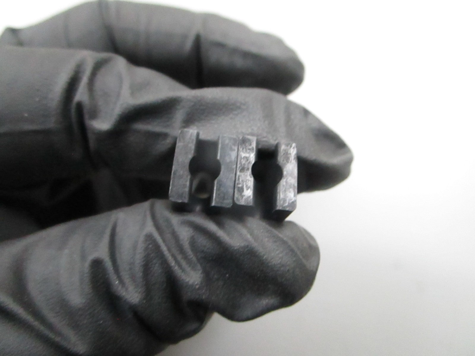 *NEW OEM* (LOT OF 2) 0810 OMC Johnson Evinrude Retainer 341304 0341304