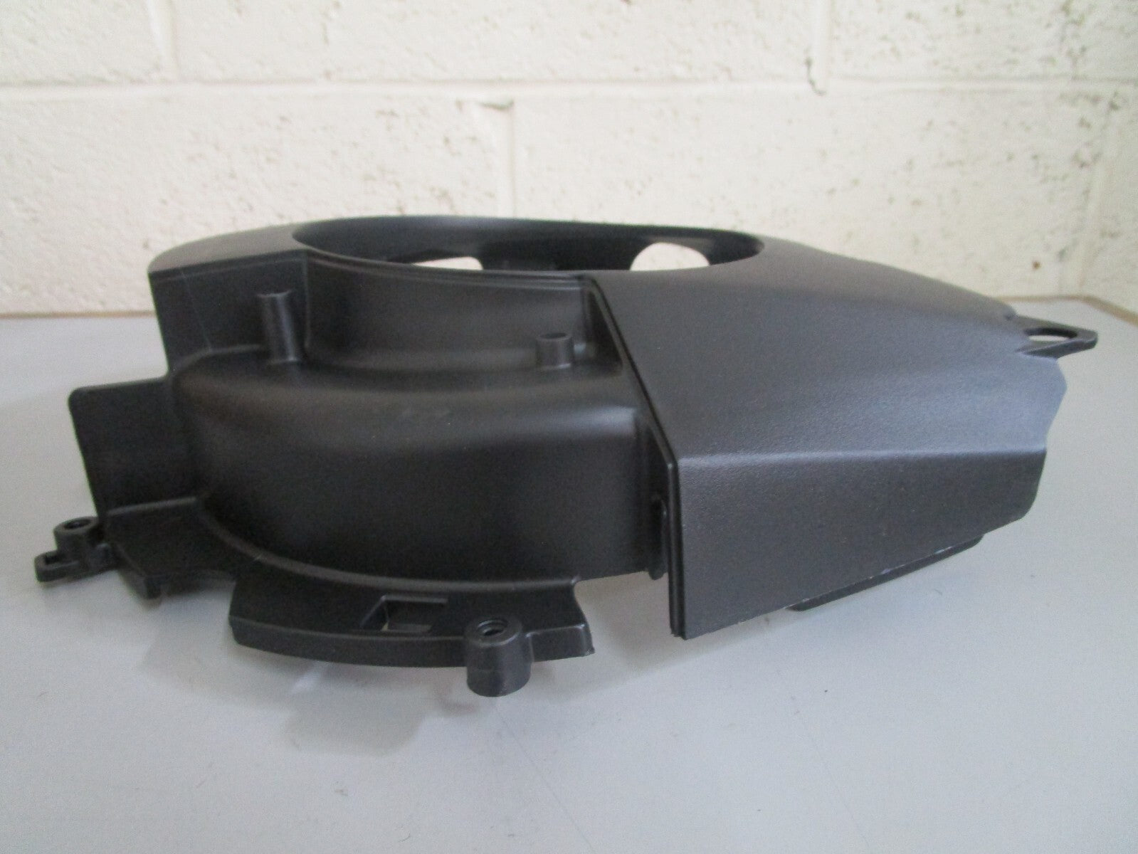 *NEW OEM* 0820 OMC Johnson Evinrude Flywheel Cover 354051 0354051