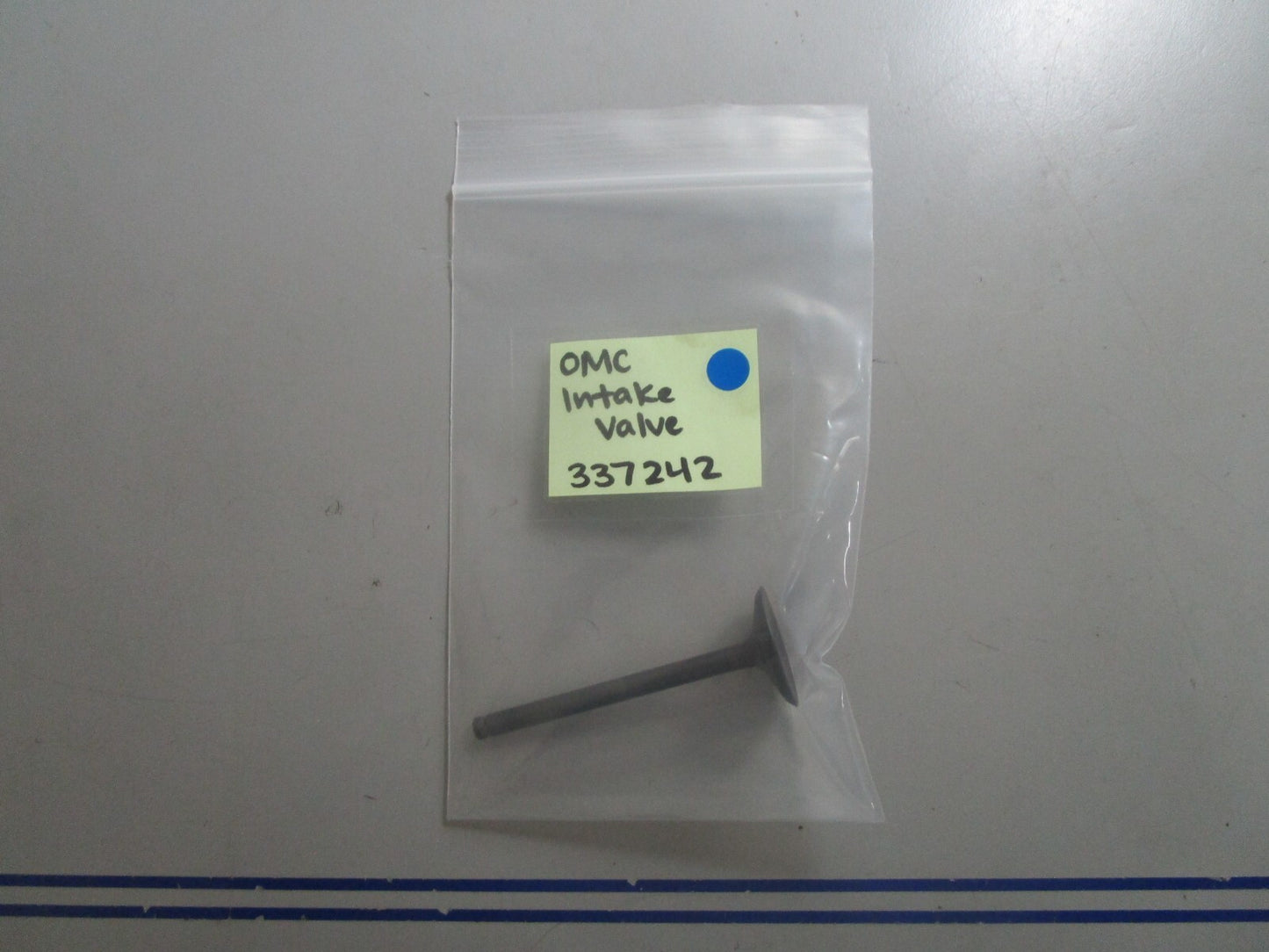 *NEW OEM* 0810 OMC Johnson Evinrude Intake Valve 337242 0337242