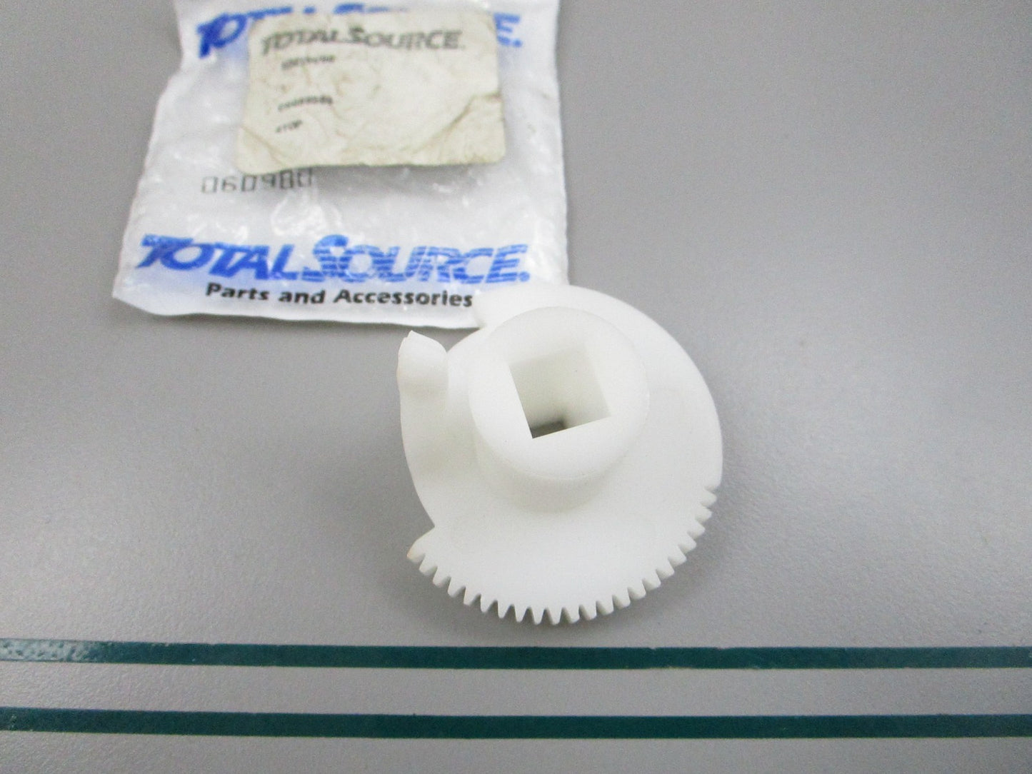 NEW CR089509 For: Crown Total Source Stop 0810