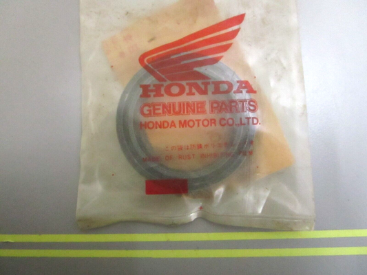 *NEW OEM* 0750 Honda OIL SEAL 91255-463-305