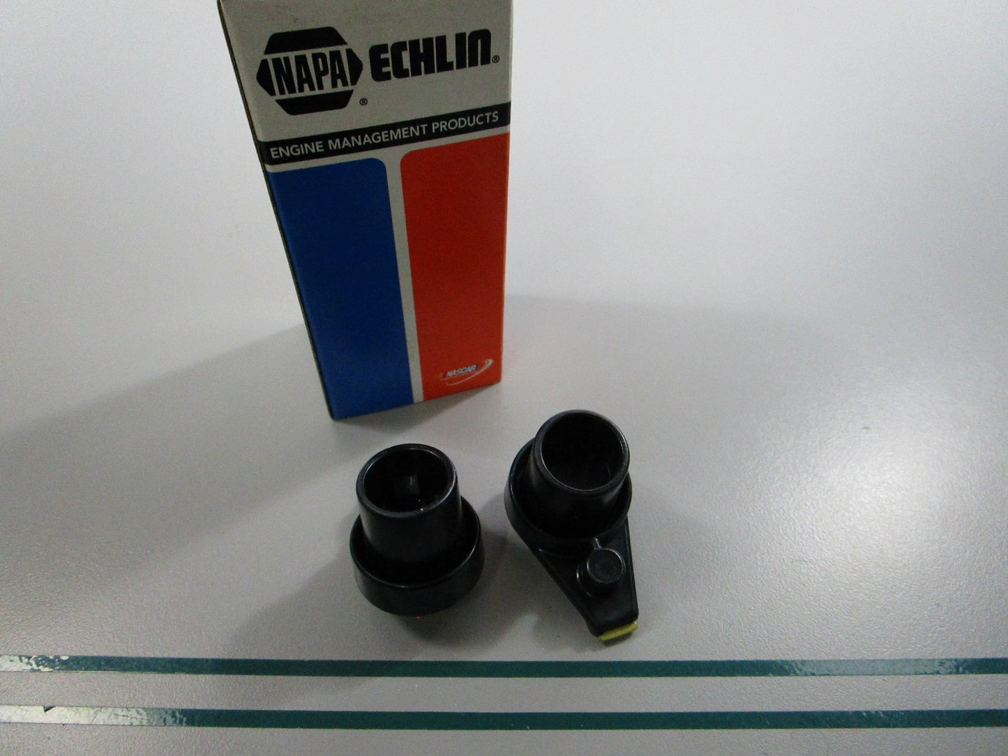 NEW (LOT OF 2) RR182R NAPA Echlin Rotor 0810