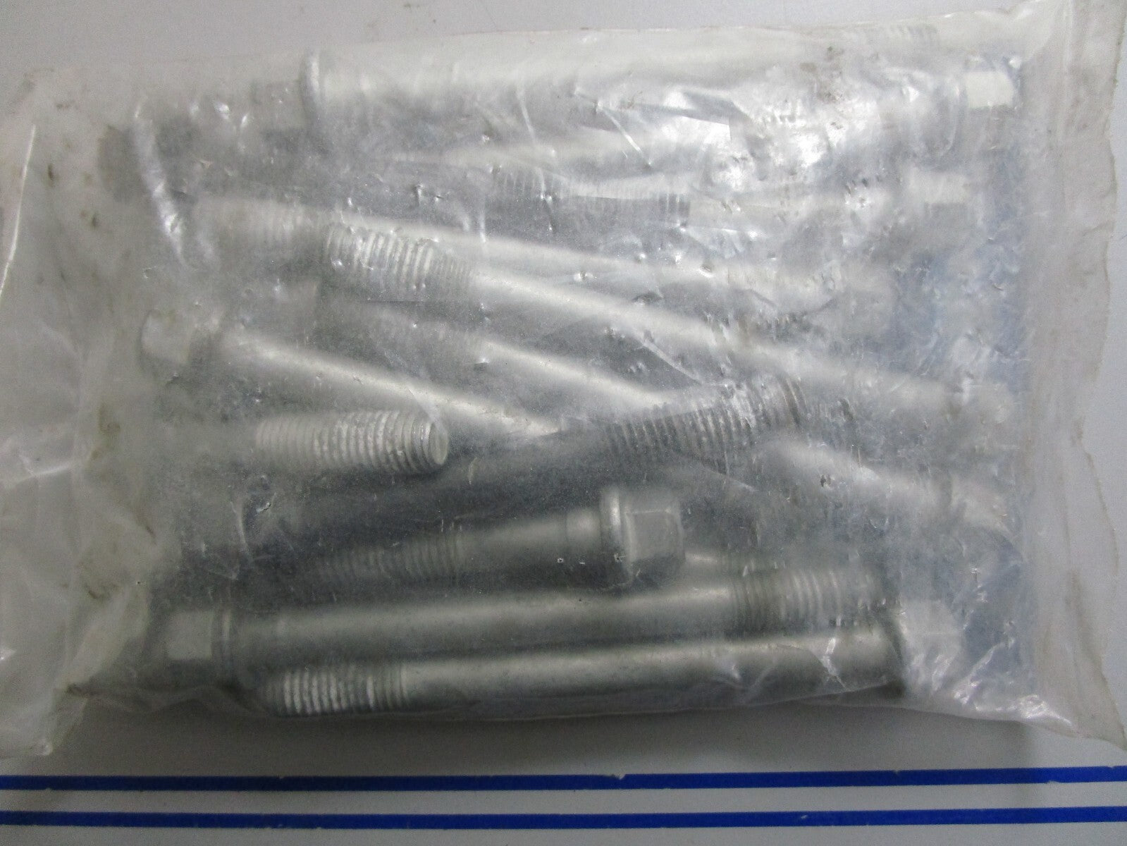 *NEW OEM* 0820 Mercury Quicksilver Bolt Head Kit 10-881642A01