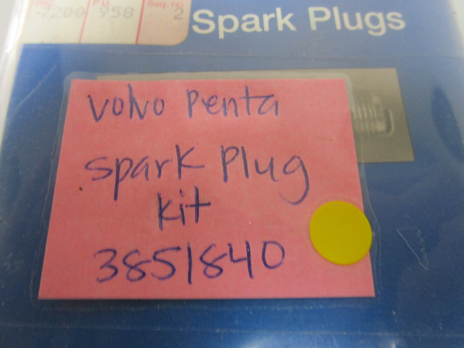*NEW OEM* (LOT OF 6) 0720 Volvo Penta Spark Plug 3851840