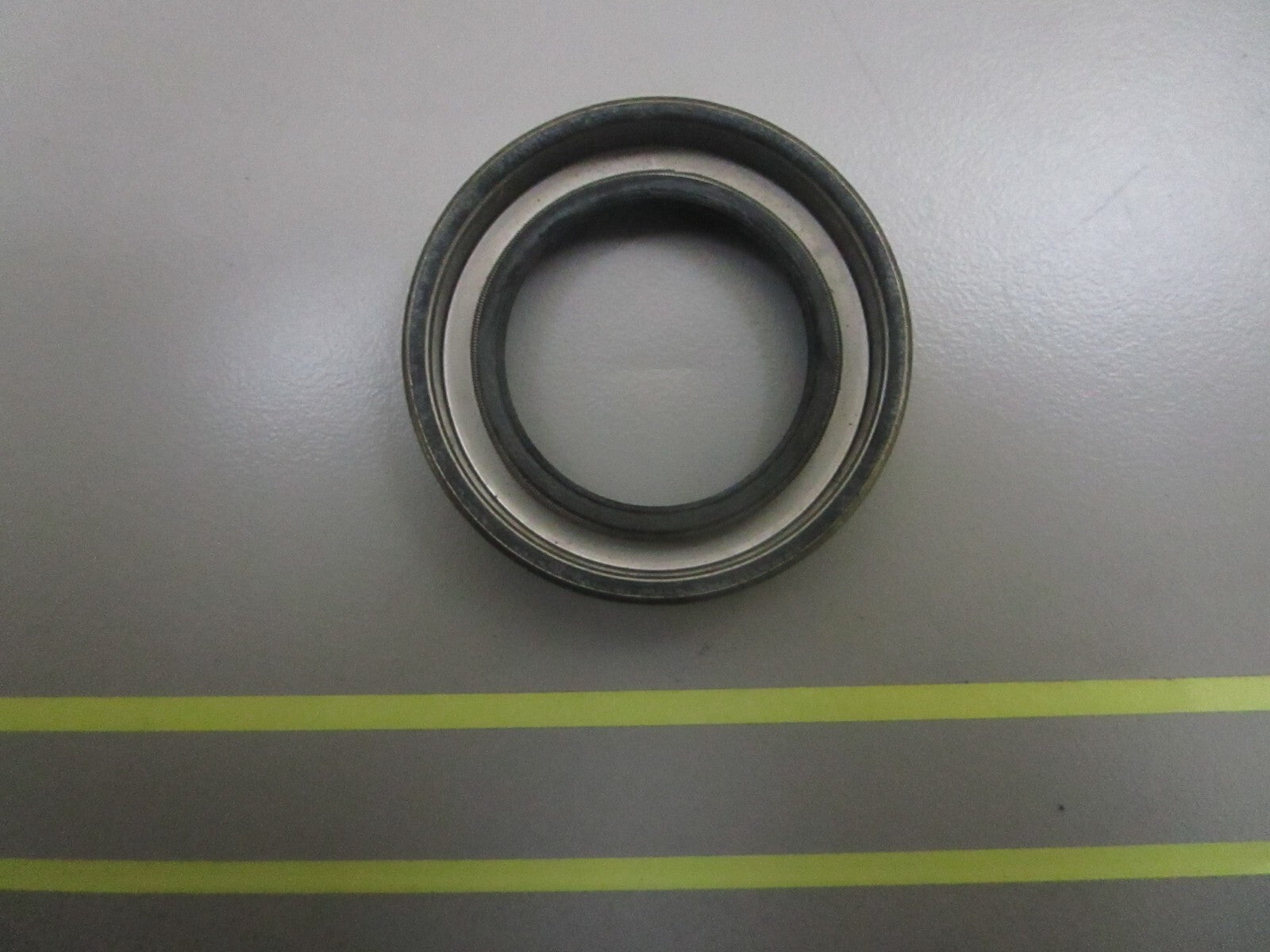 *NEW OEM* 0810 Mercury Quicksilver Seal 26-94038