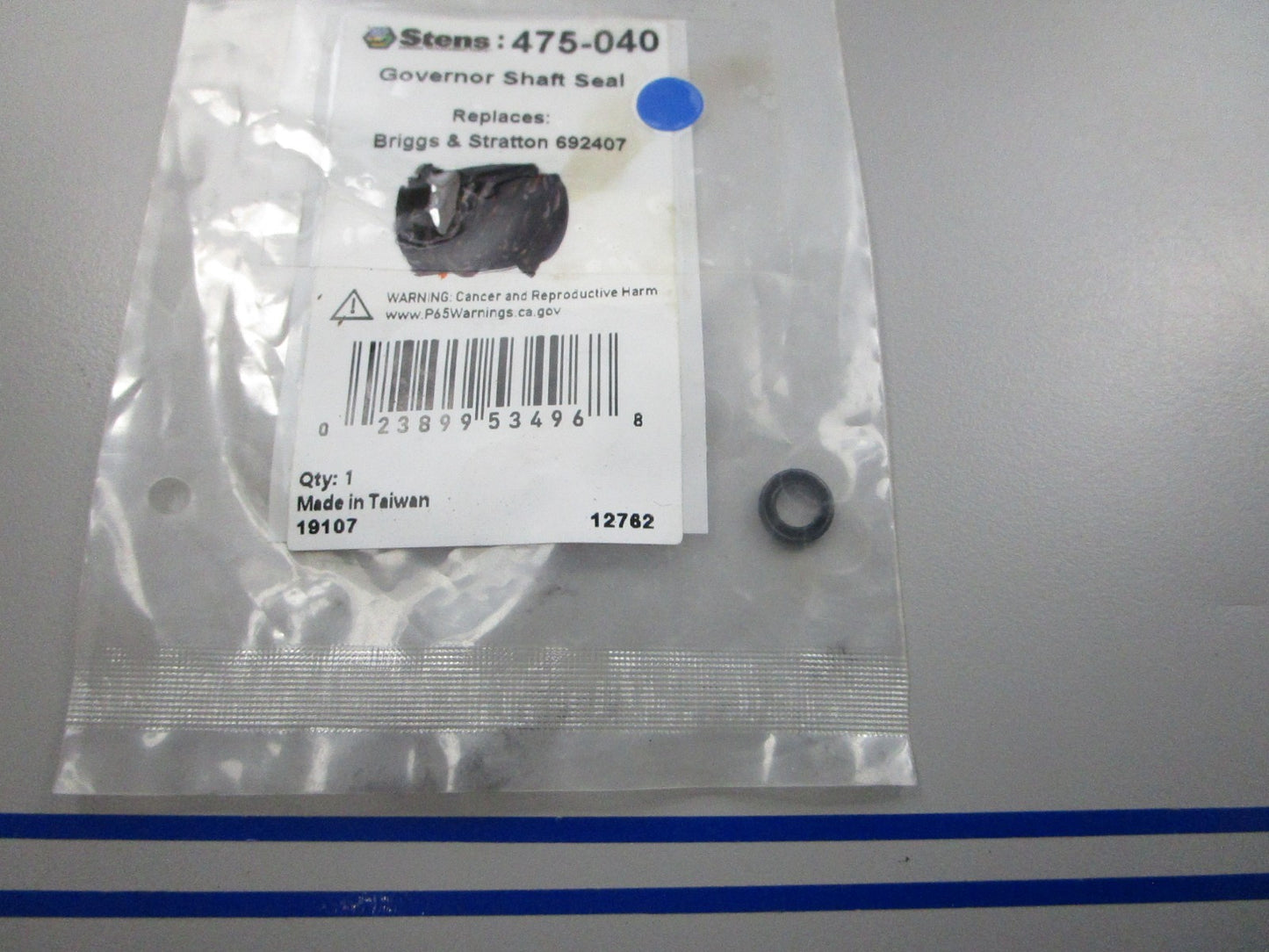 NEW 475-040 Replaces: Briggs & Stratton 692407 Stens Oil Seal 0810