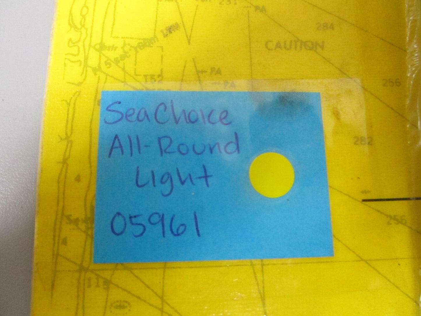 *NEW* 0810 SeaChoice All-Round Light 05961